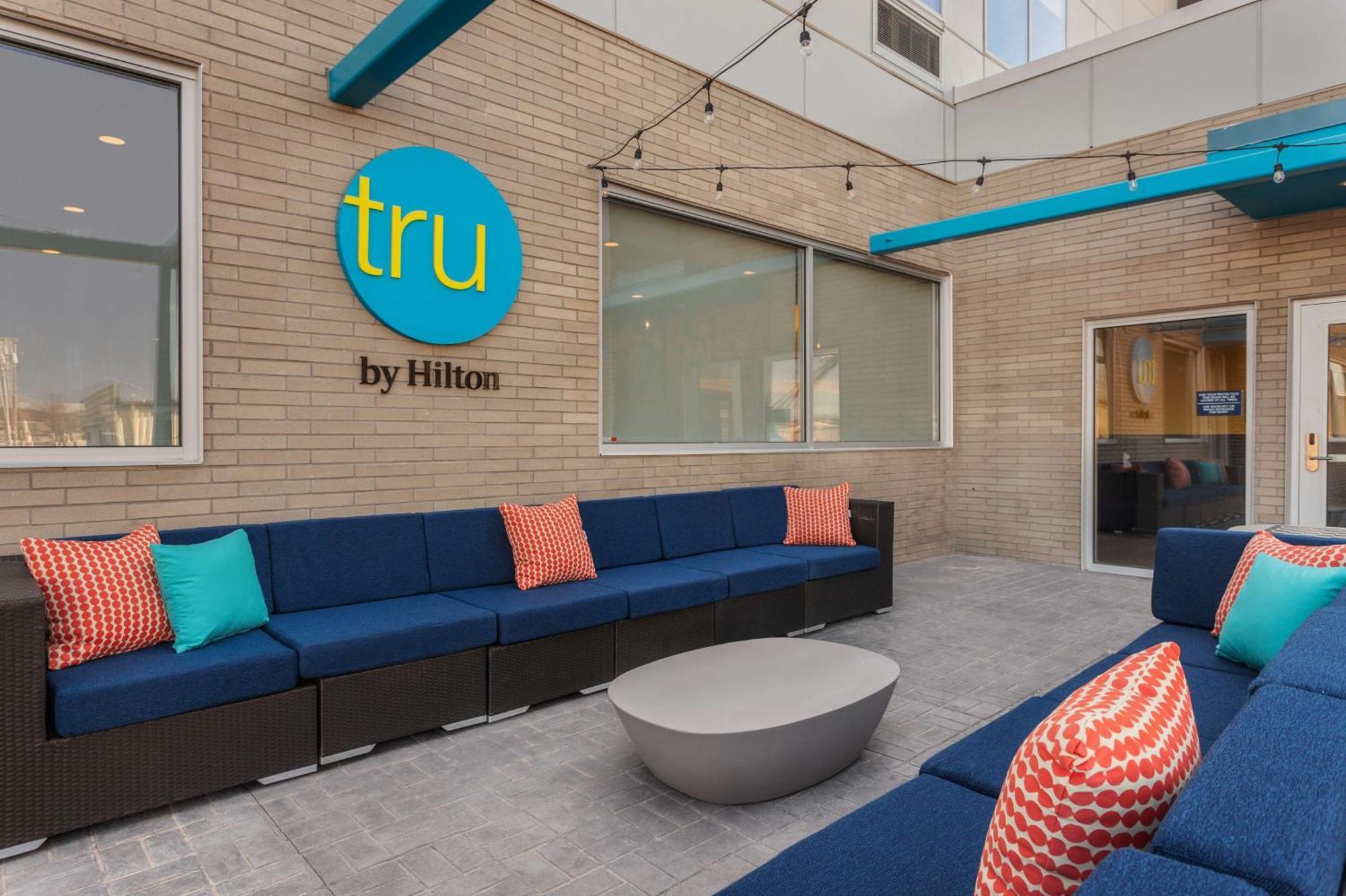 Tru By Hilton Janesville Exterior photo